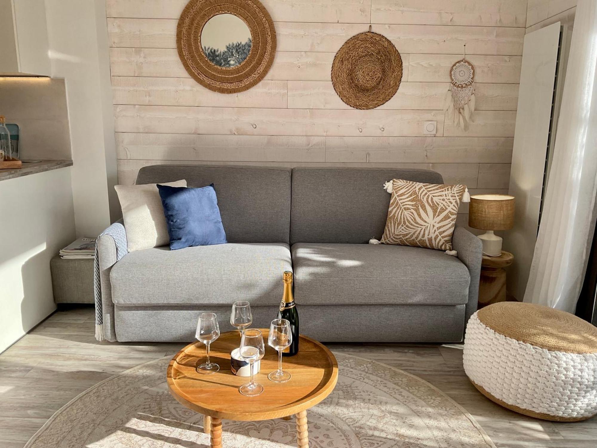 Le Nid Douillet, Studio Avec Terrasse Et Parking A 400M Des Plages ラルモール・プラージュ エクステリア 写真